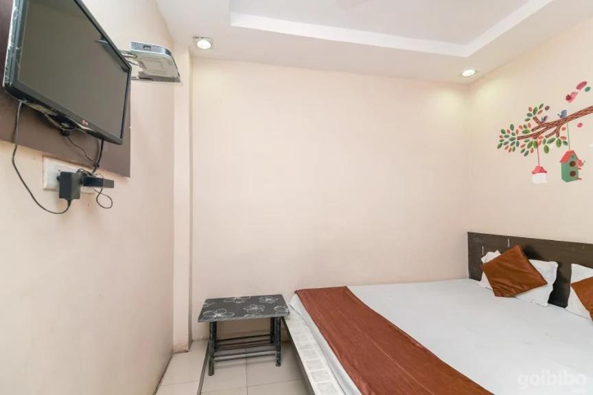 Hotel Rameshwaram Ujjain Εξωτερικό φωτογραφία